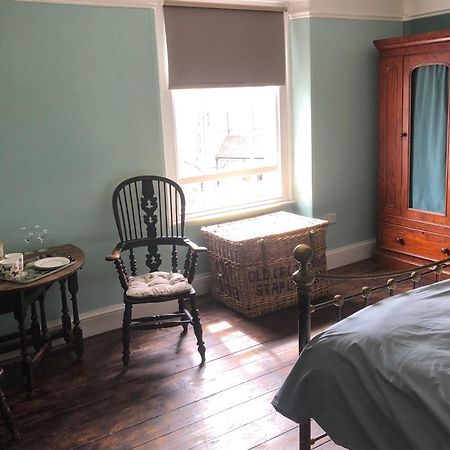 ブリッドポート The Victorian House Bed & Breakfast エクステリア 写真